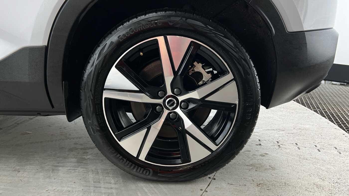 Used Volvo XC40 2021 for sale - 77091076: Photo 4