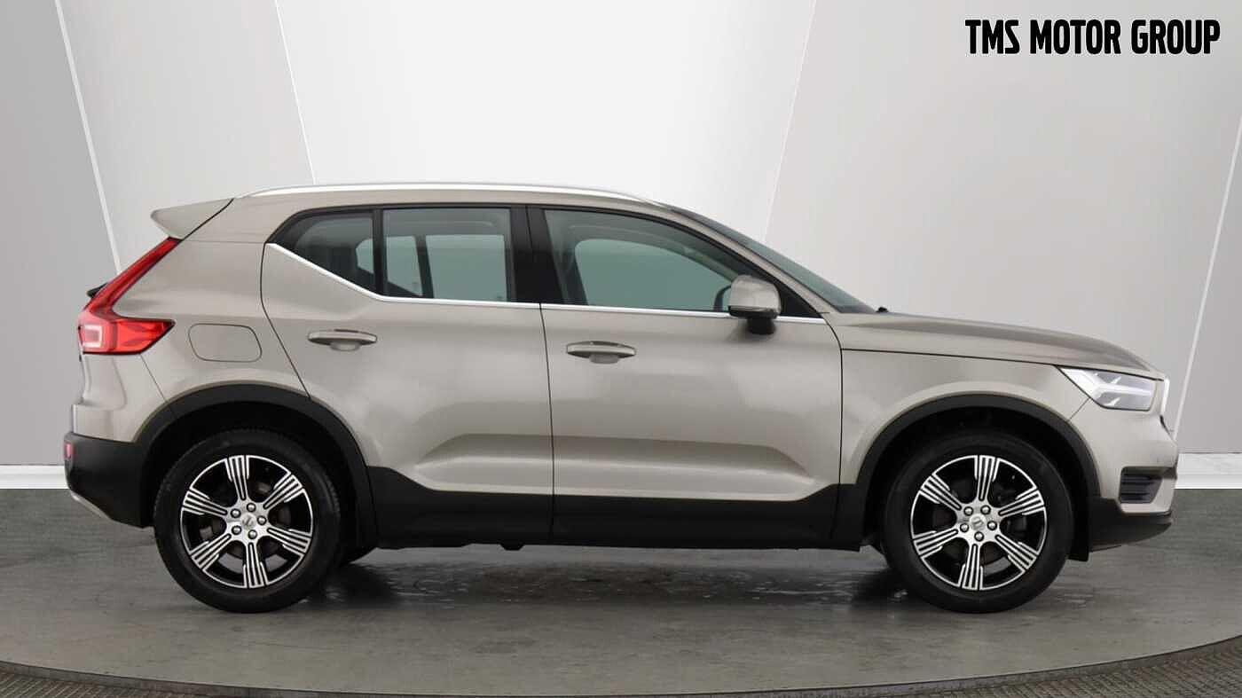 Used Volvo XC40 for sale - 77670783: Photo 2