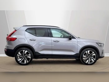 Used Volvo XC40 2025 for sale - 78404802: Photo