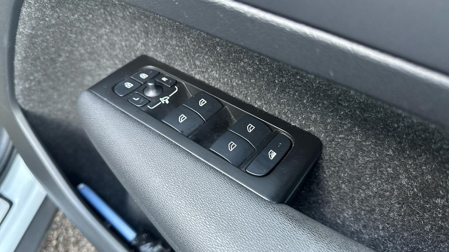 Used Volvo XC40 2021 for sale - 76336500: Photo 21