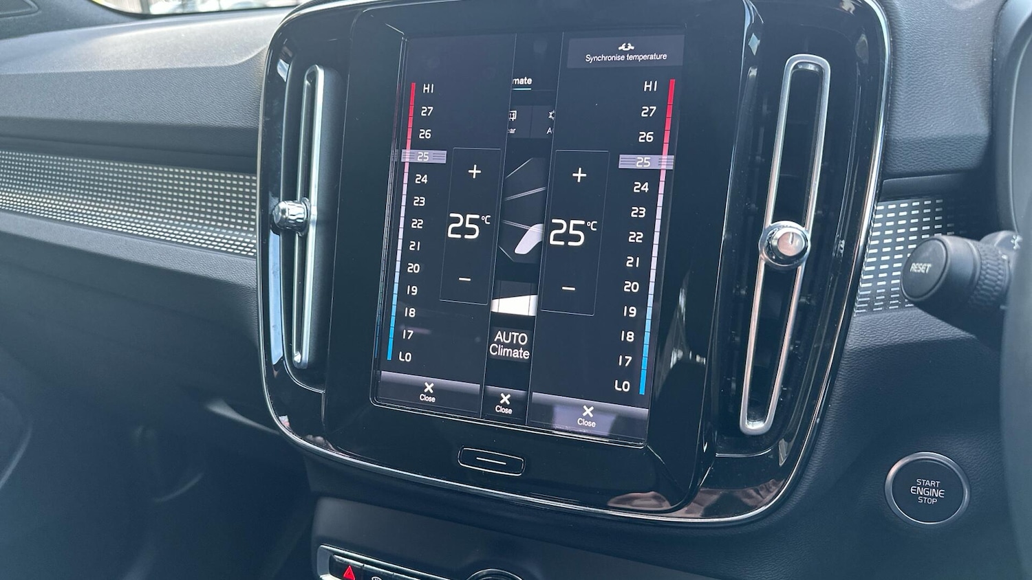 Used Volvo XC40 2021 for sale - 76336500: Photo 46