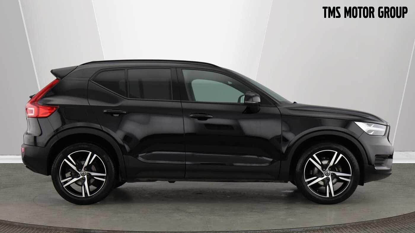Used Volvo XC40 2021 for sale - 77673111: Photo 2