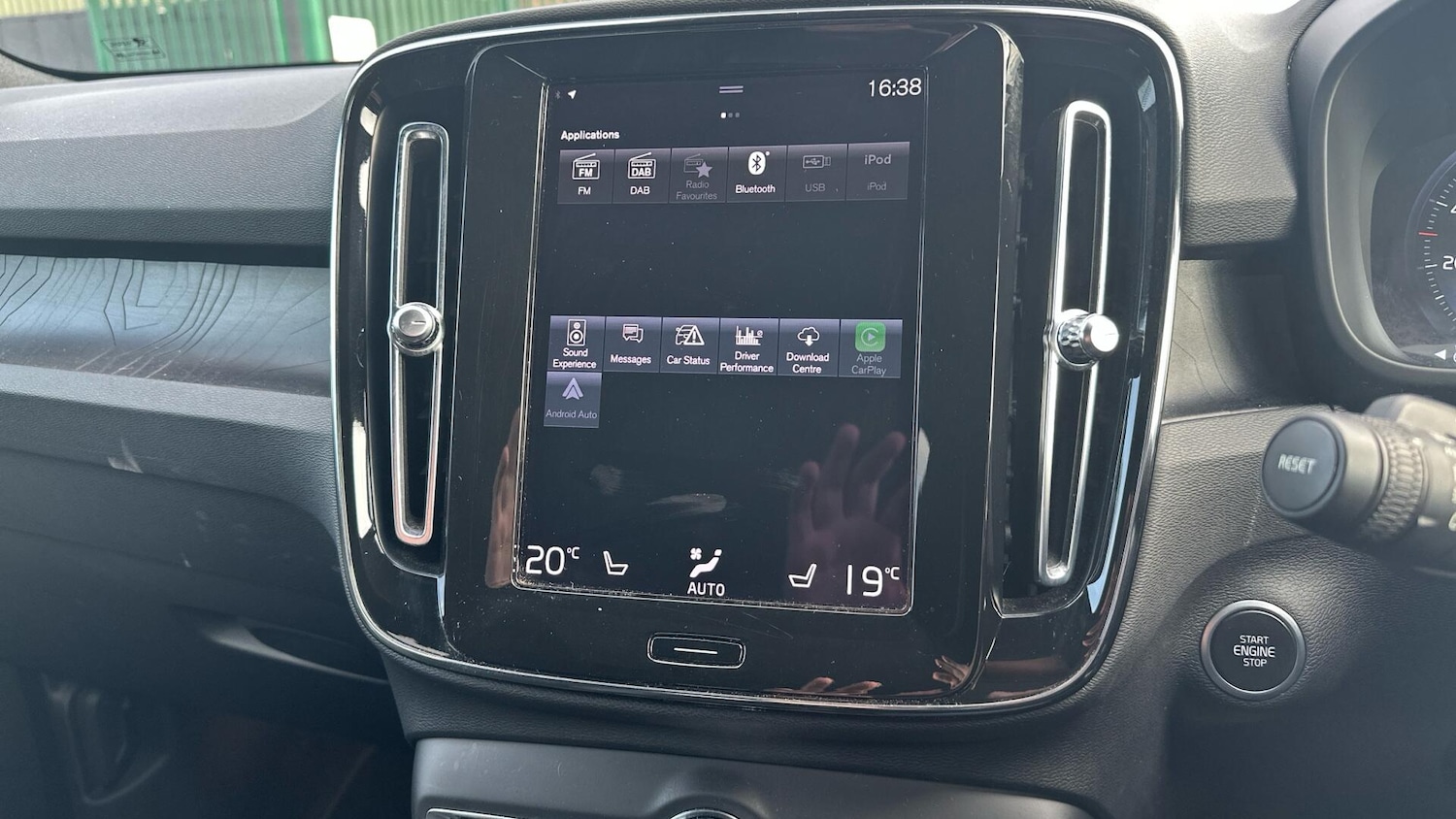 Used Volvo XC40 2022 for sale - 76307865: Photo 12