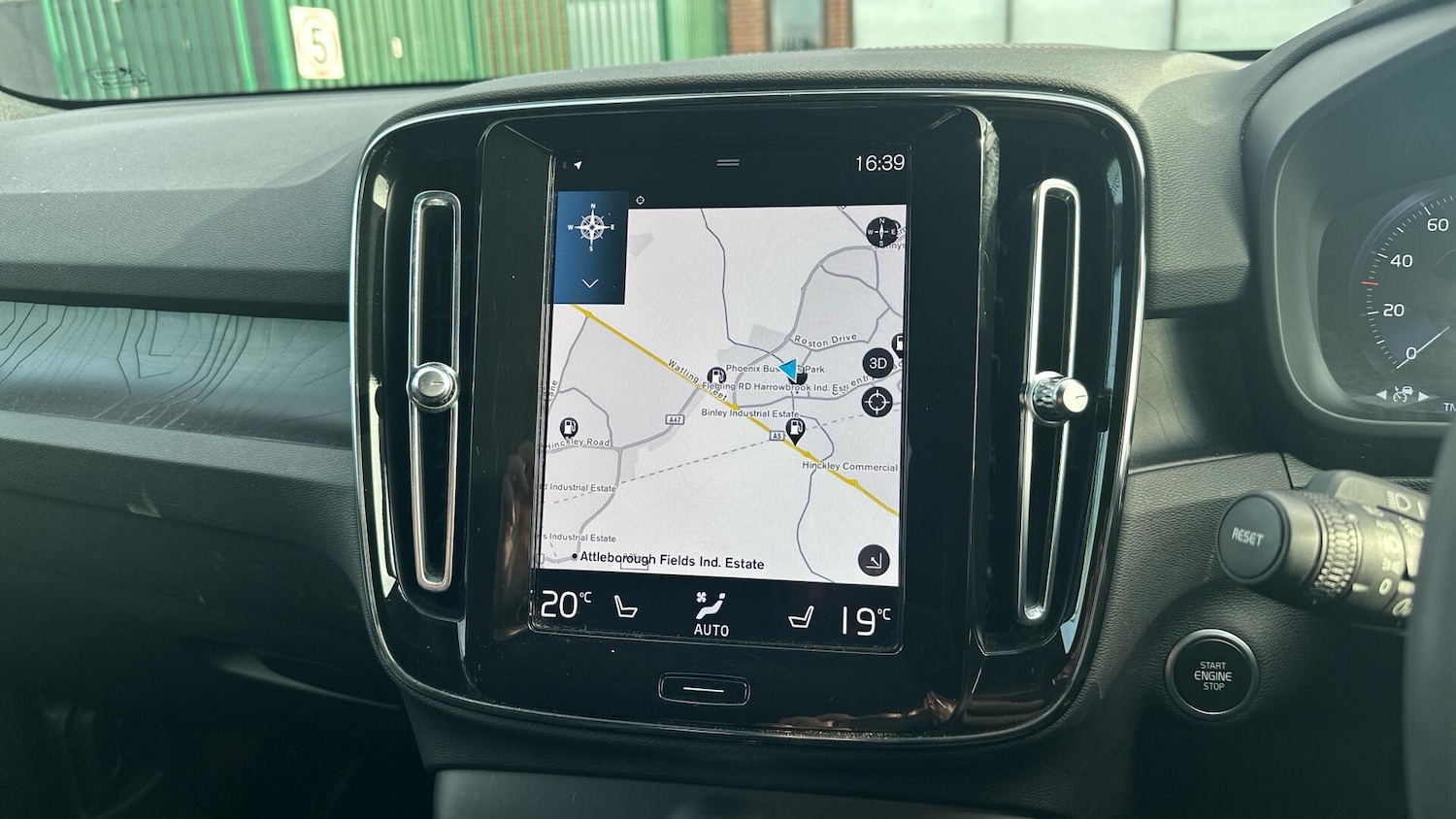 Used Volvo XC40 2022 for sale - 76307865: Photo 17