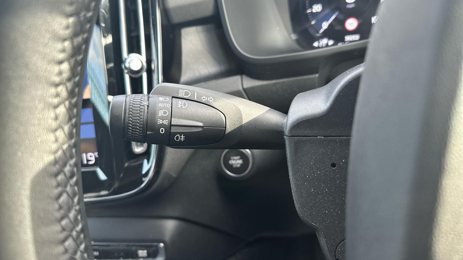 Used Volvo XC40 2022 for sale - 76307865: Photo 19