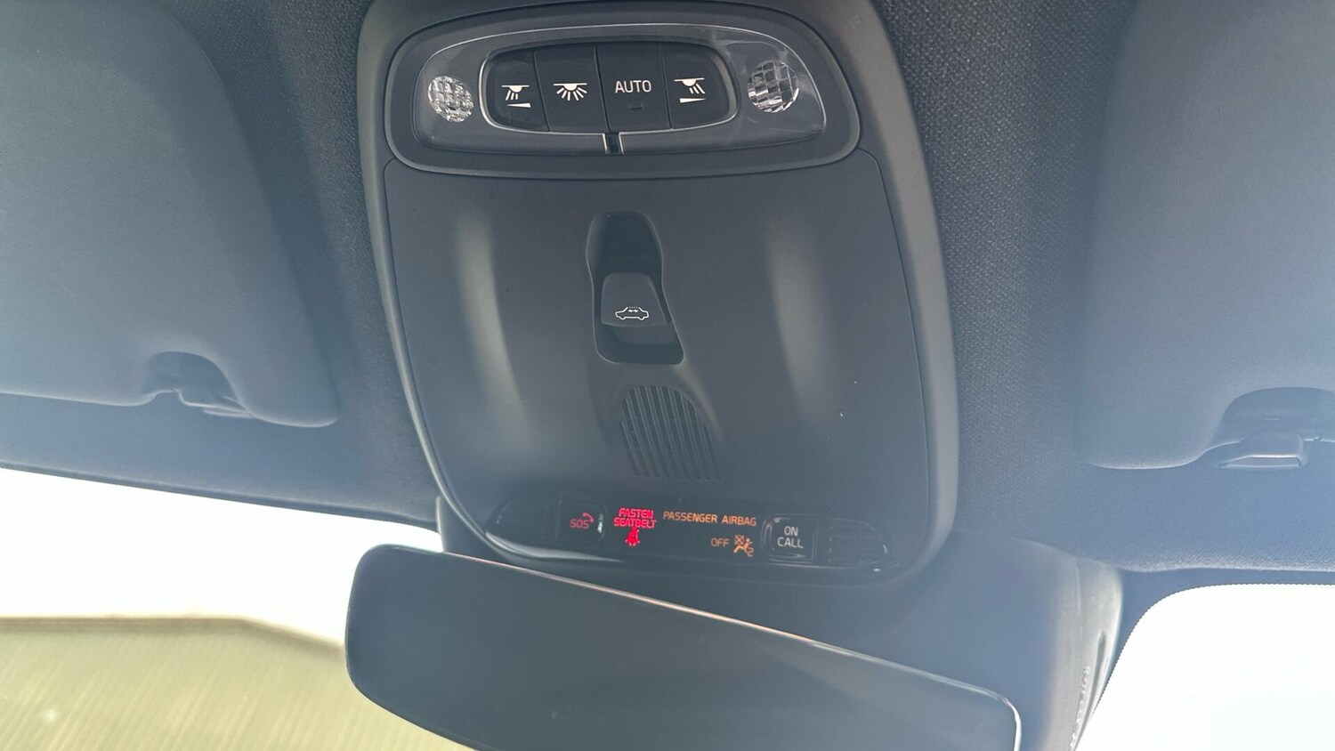 Used Volvo XC40 2022 for sale - 76307865: Photo 27