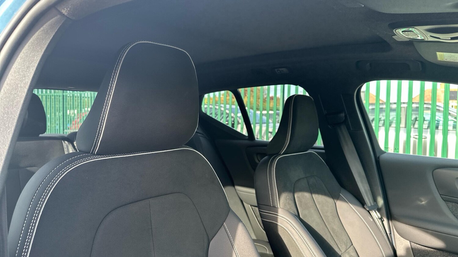 Used Volvo XC40 2022 for sale - 76307865: Photo 30