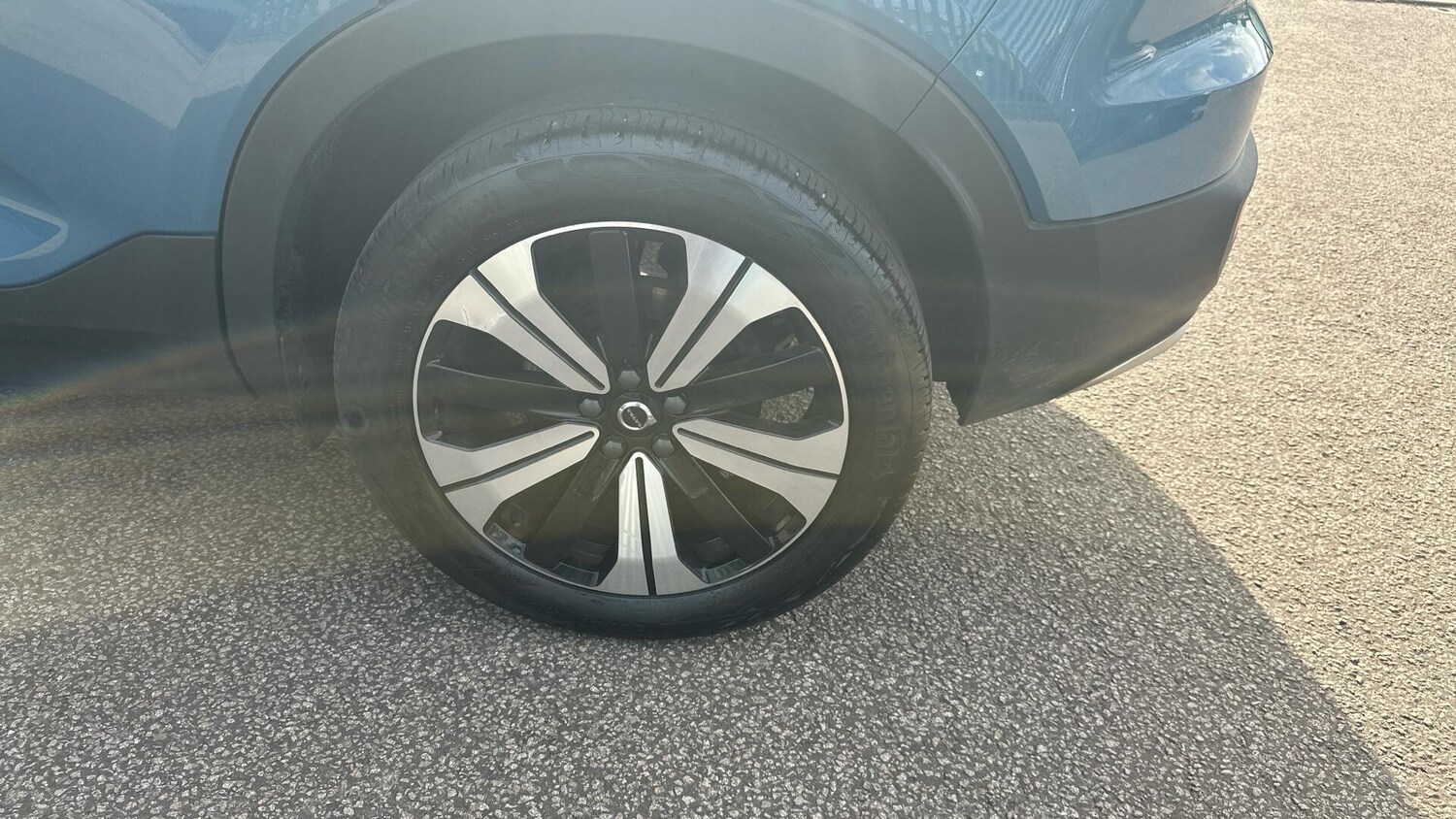 Used Volvo XC40 2022 for sale - 76307865: Photo 41