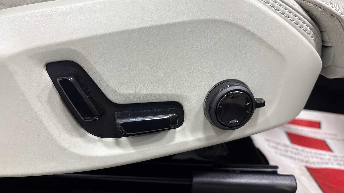 Used Volvo XC90 for sale - 76824760: Photo 28