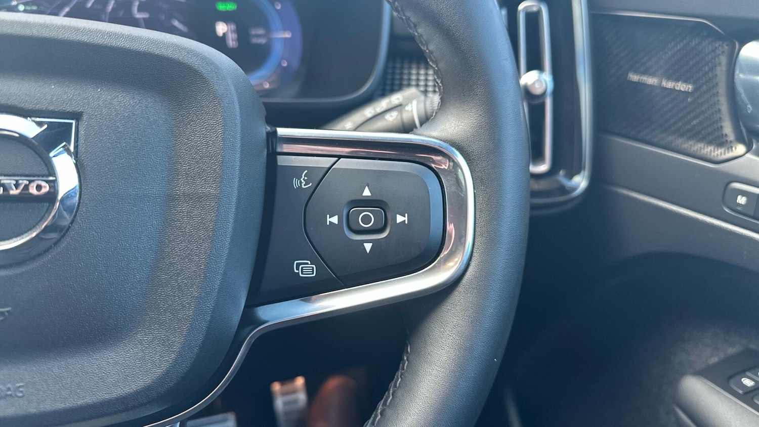 Used Volvo XC40 2021 for sale - 76753287: Photo 21