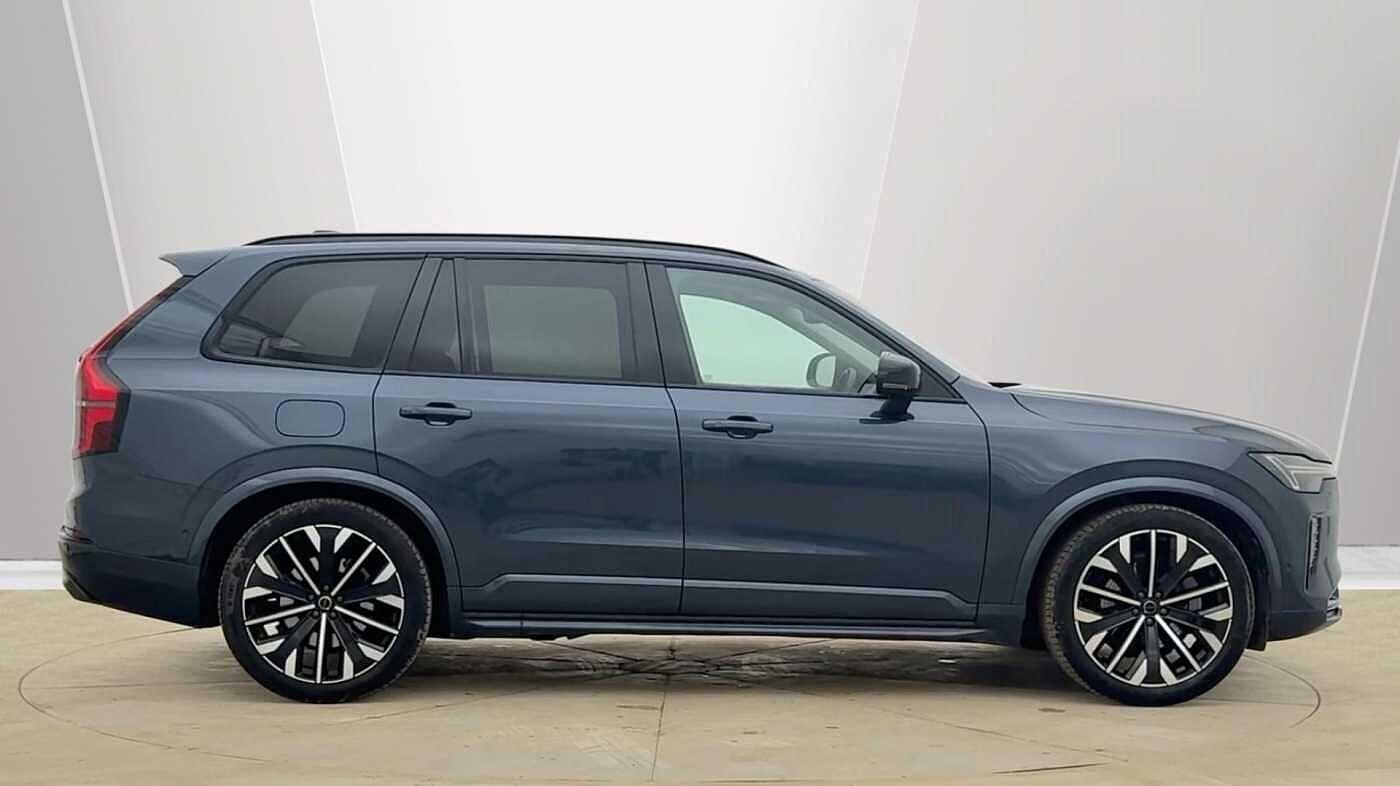 Used Volvo XC90 2025 for sale - 78156514: Photo 2