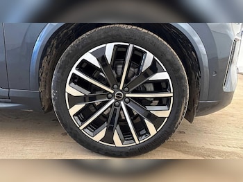 Used Volvo XC90 2025 for sale - 78156514: Photo