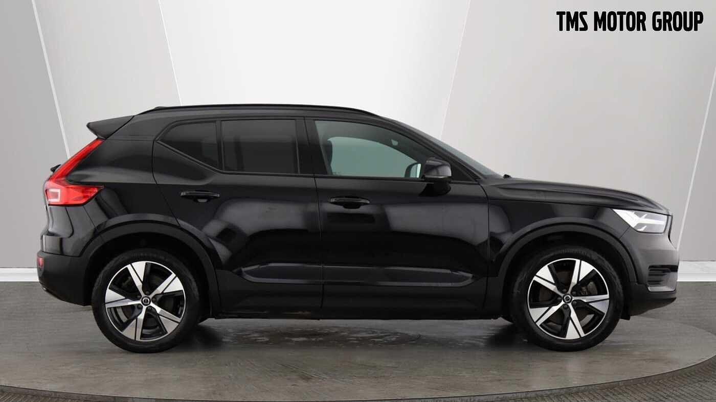 Used Volvo XC40 2021 for sale - 77215549: Photo 2