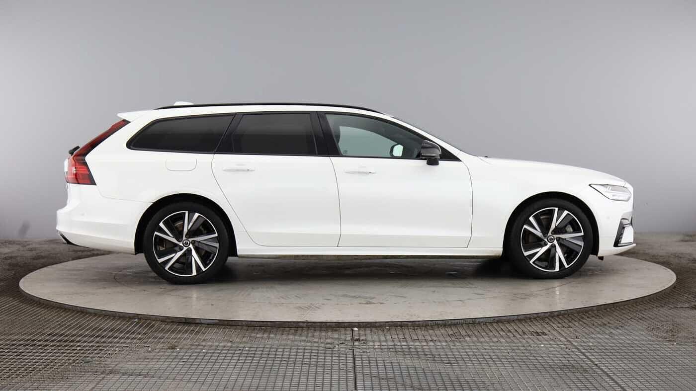 Used Volvo V90 2021 for sale - 76440650: Photo 2
