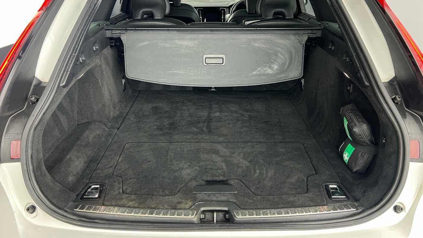 Used Volvo V90 2021 for sale - 76440650: Photo 5