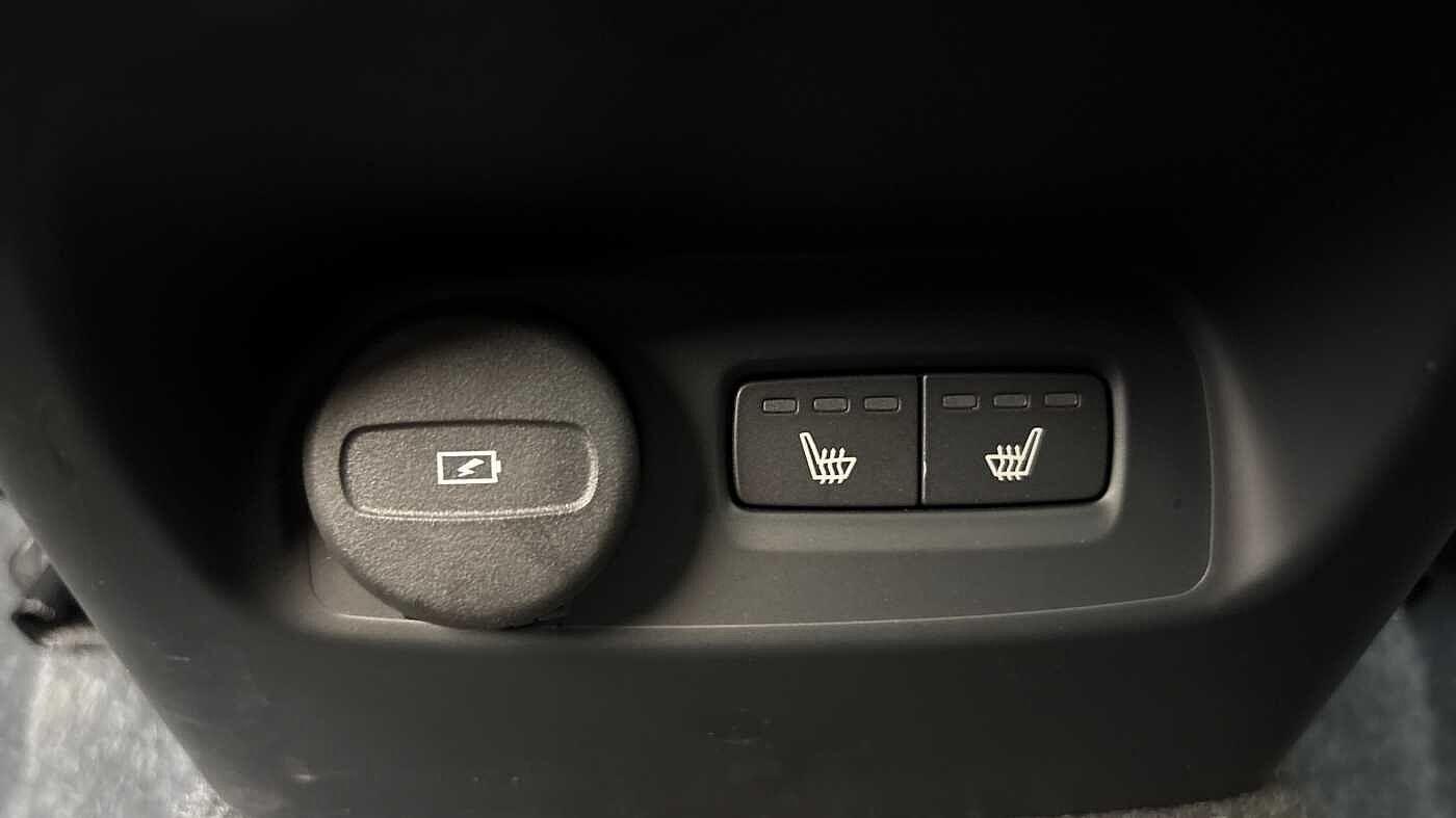 Used Volvo XC40 2022 for sale - 76633203: Photo 17