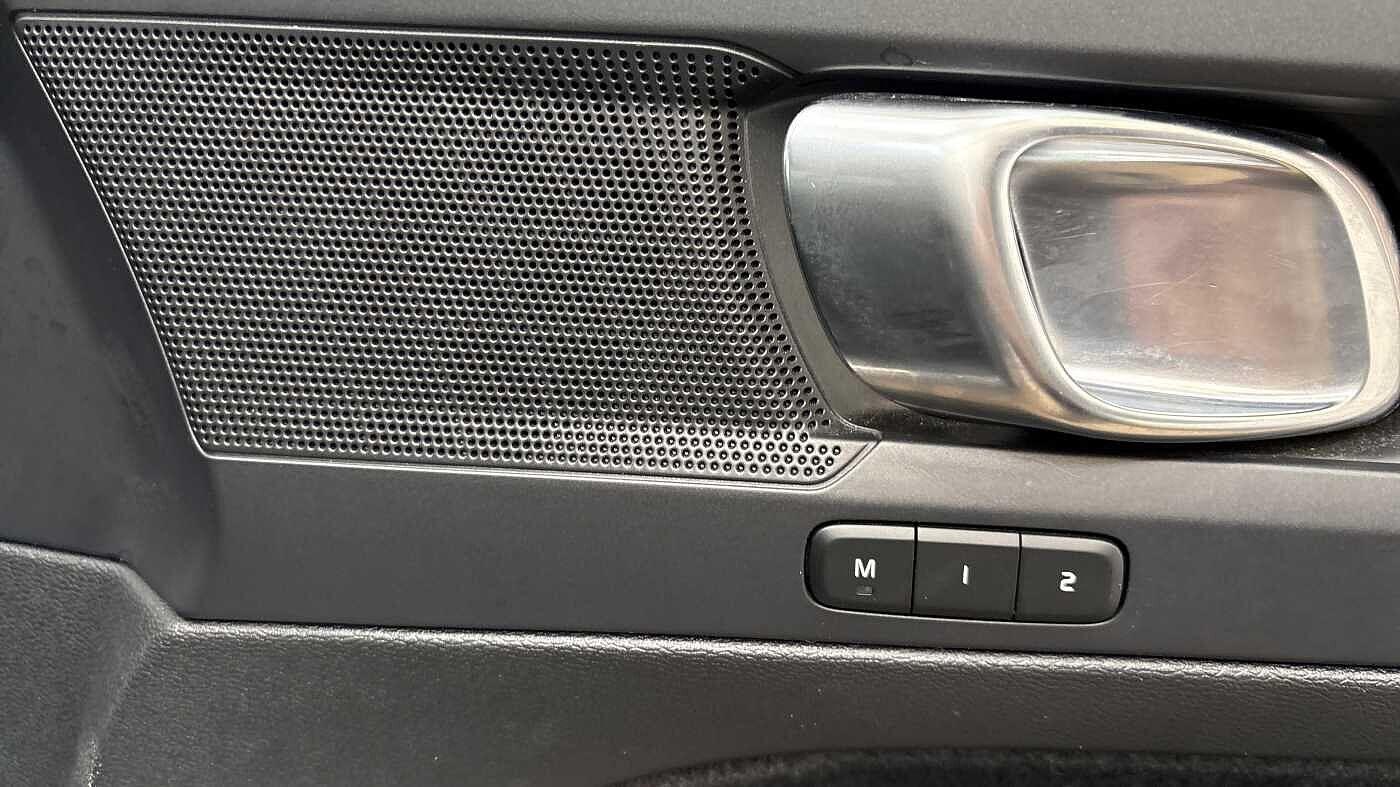 Used Volvo XC40 2022 for sale - 76633203: Photo 27