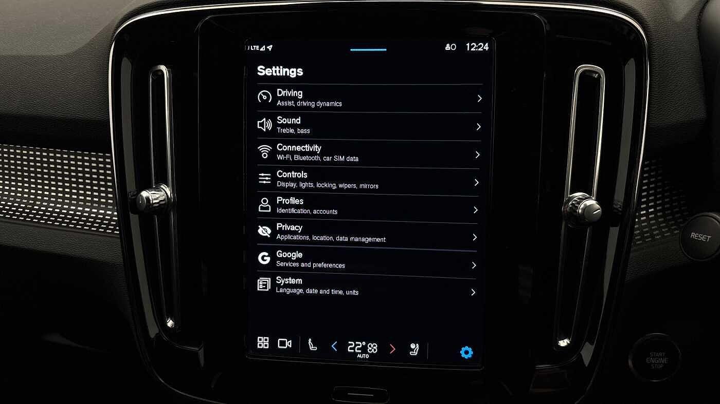 Used Volvo XC40 2022 for sale - 76633203: Photo 35