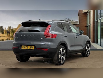 Used Volvo XC40 2022 for sale - 76633203: Photo