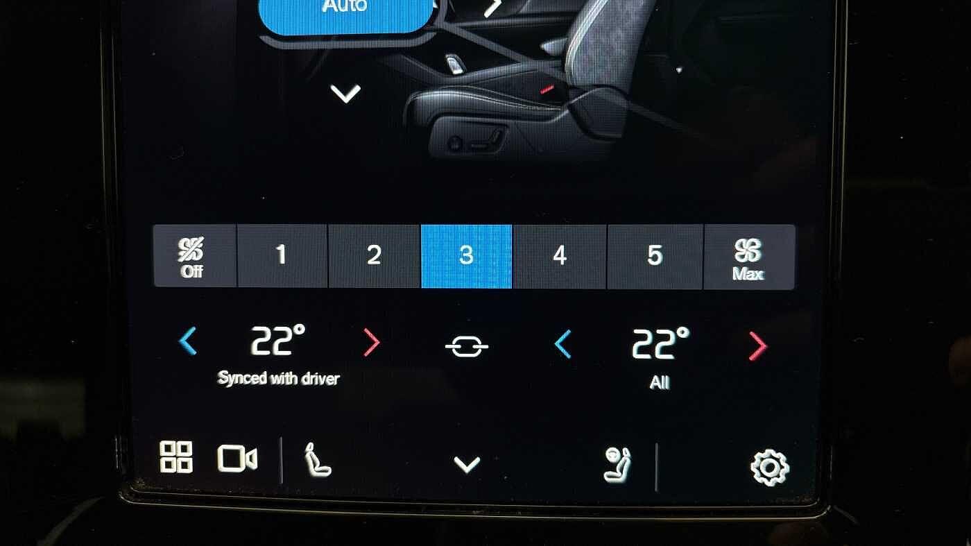 Used Volvo XC40 2022 for sale - 76633203: Photo 40