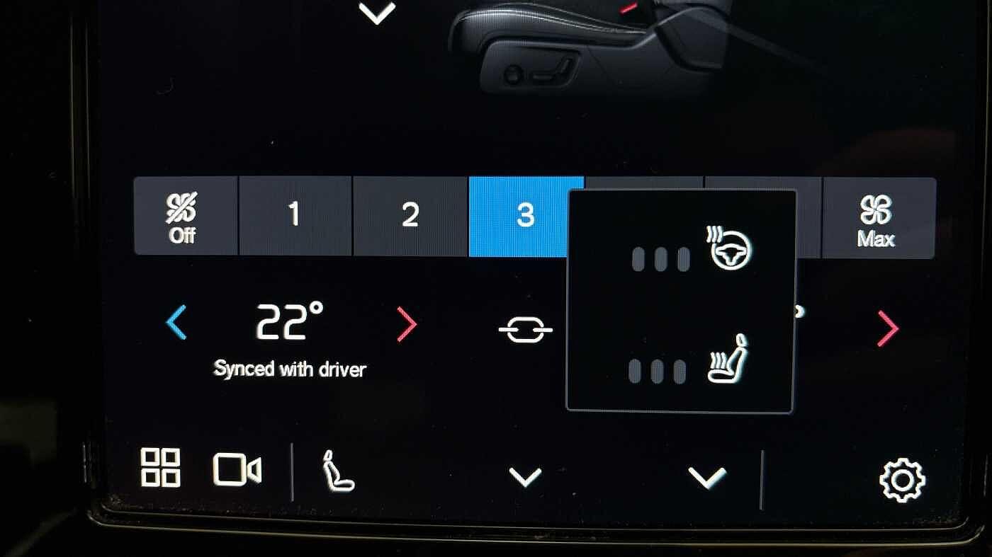 Used Volvo XC40 2022 for sale - 76633203: Photo 41