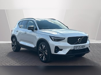 Used Volvo XC40 2025 for sale - 77672970: Photo