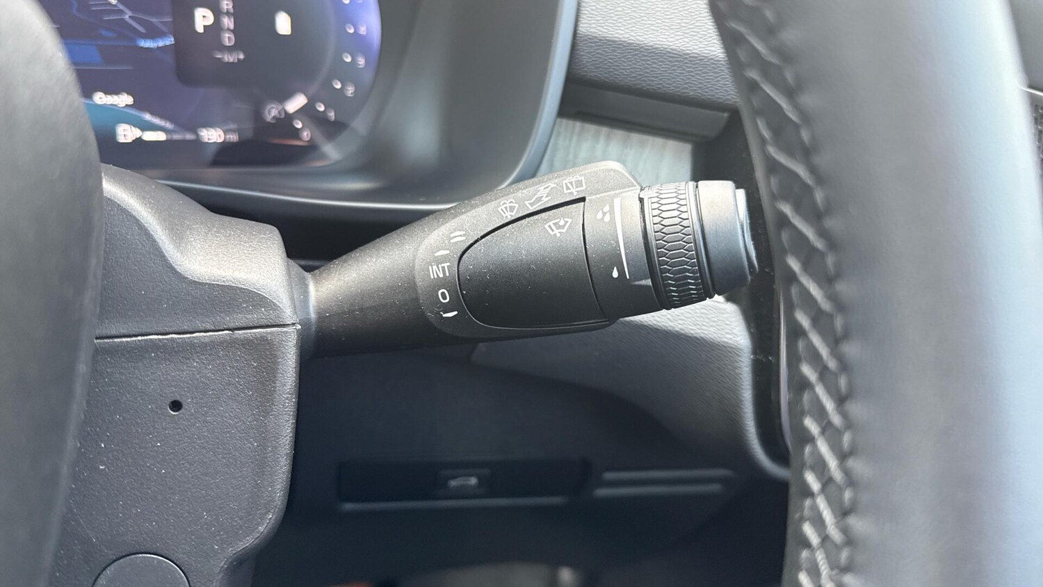 Used Volvo XC40 2025 for sale - 77672970: Photo 21