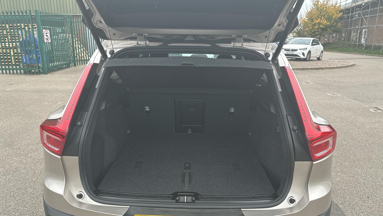 Used Volvo XC40 2024 for sale - 76306244: Photo 14