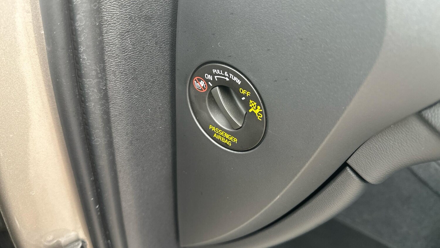 Used Volvo XC40 2024 for sale - 76306244: Photo 44