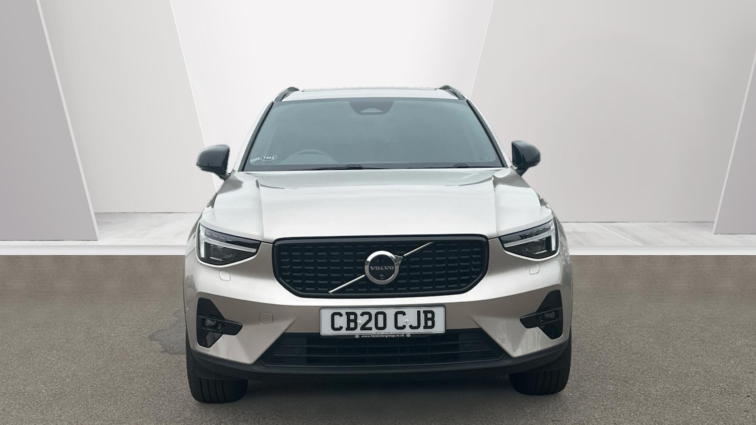 Used Volvo XC40 2024 for sale - 76306244: Photo 9