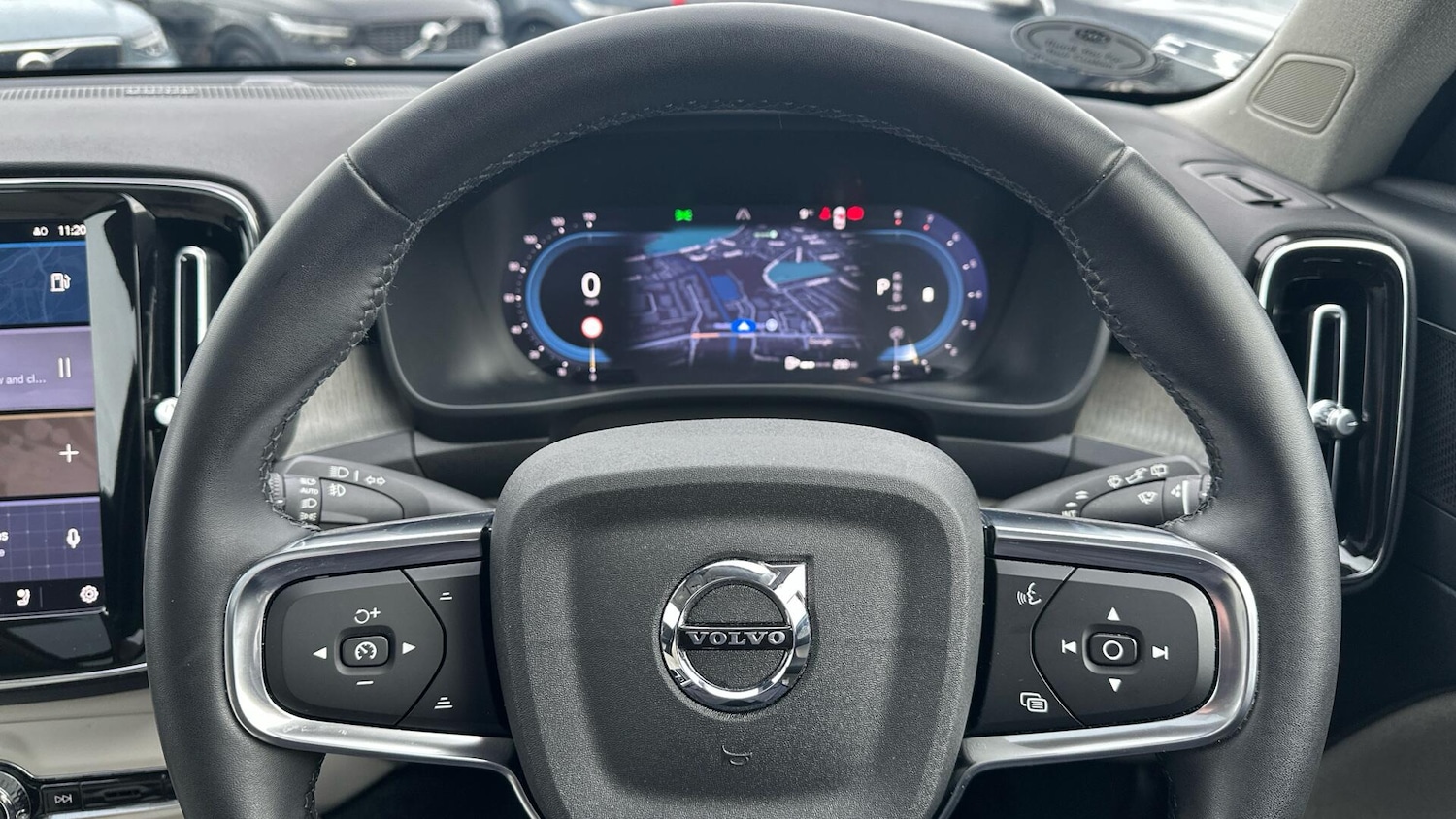 Used Volvo XC40 2022 for sale - 76899674: Photo 10