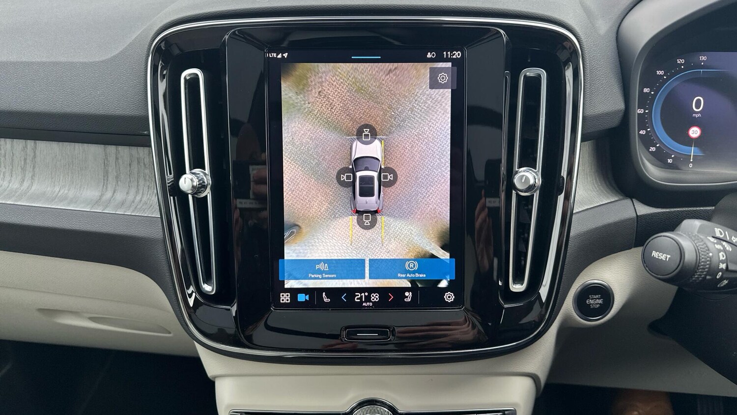 Used Volvo XC40 2022 for sale - 76899674: Photo 36