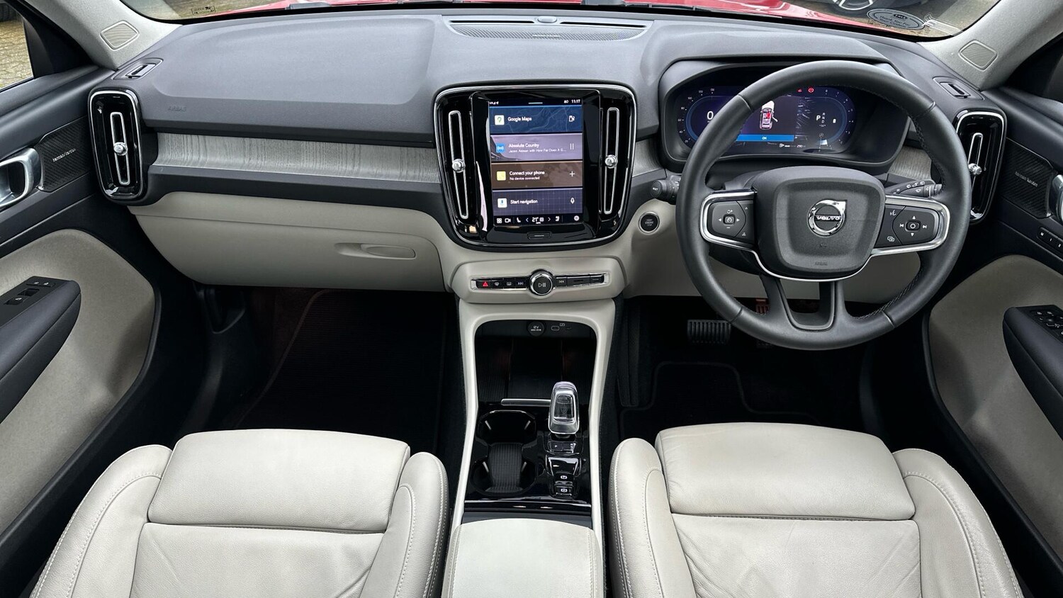 Used Volvo XC40 2022 for sale - 76899674: Photo 5