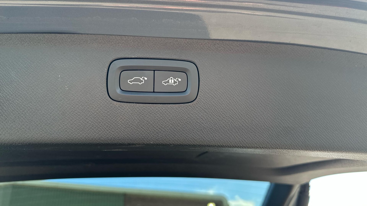 Used Volvo XC90 2022 for sale - 76307591: Photo 32