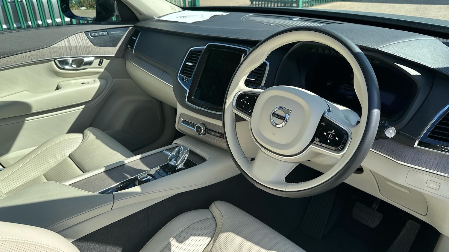 Used Volvo XC90 2022 for sale - 76307591: Photo 4