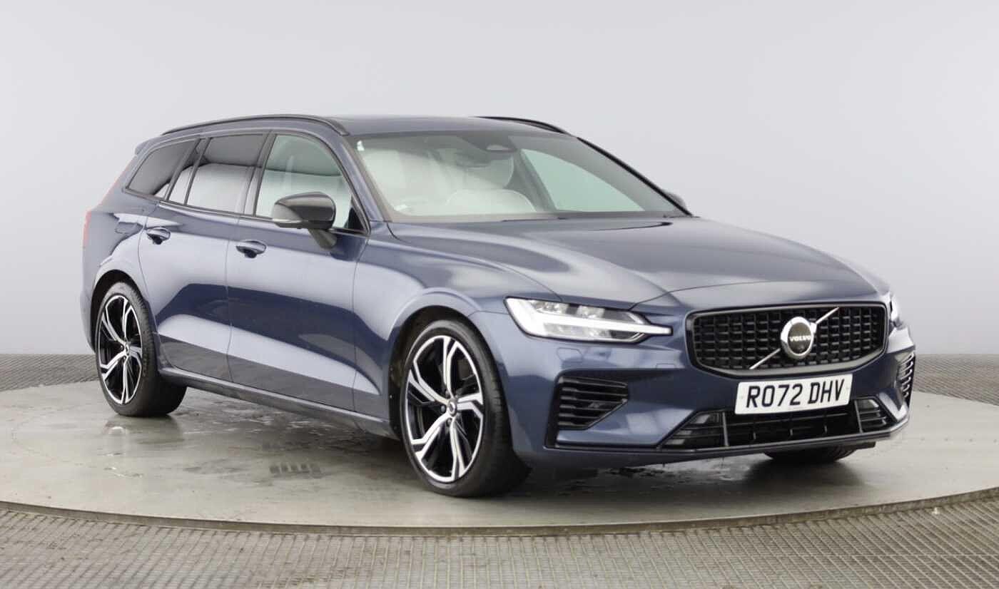 Used Volvo V60 2022 for sale - 77387388: Photo 1