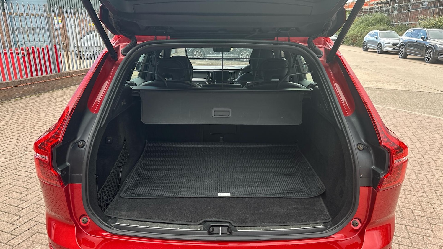 Used Volvo XC60 2022 for sale - 76306714: Photo 13