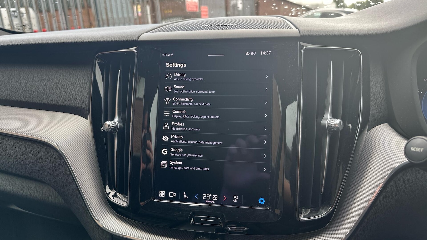 Used Volvo XC60 2022 for sale - 76306714: Photo 15