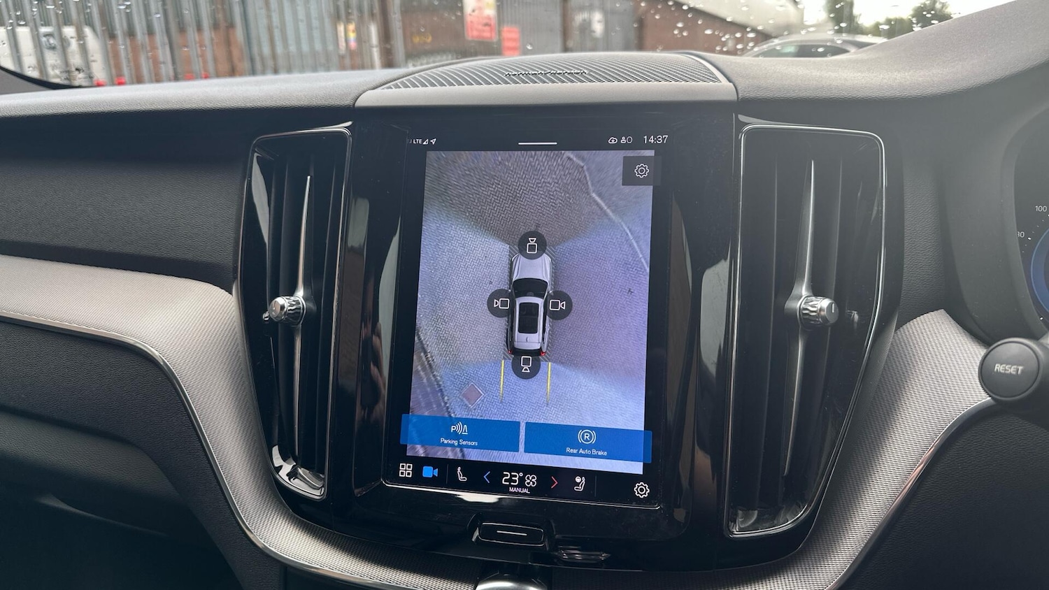 Used Volvo XC60 2022 for sale - 76306714: Photo 17