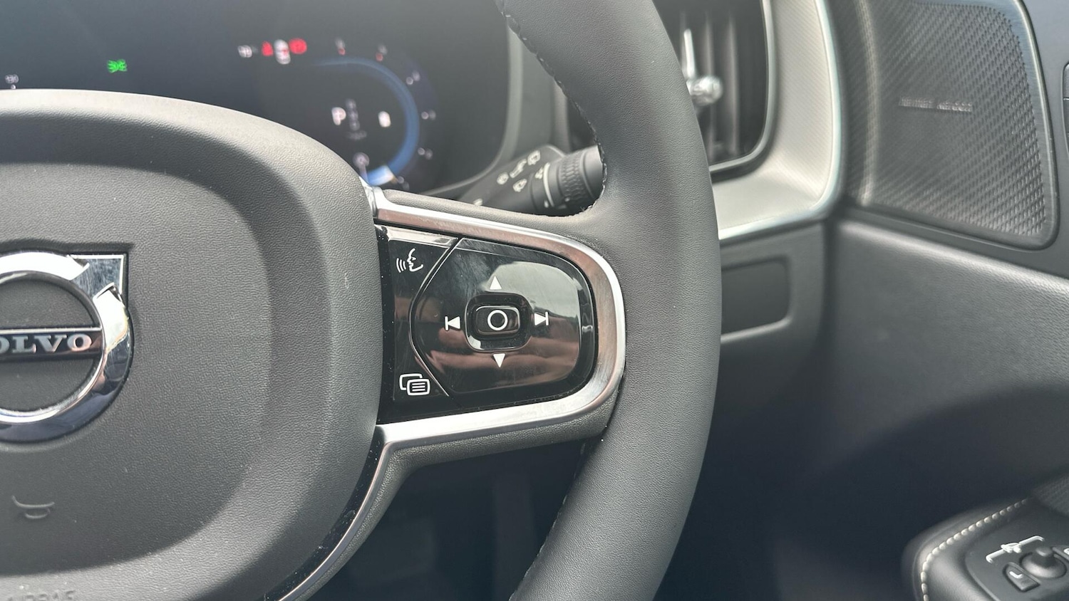 Used Volvo XC60 2022 for sale - 76306714: Photo 20