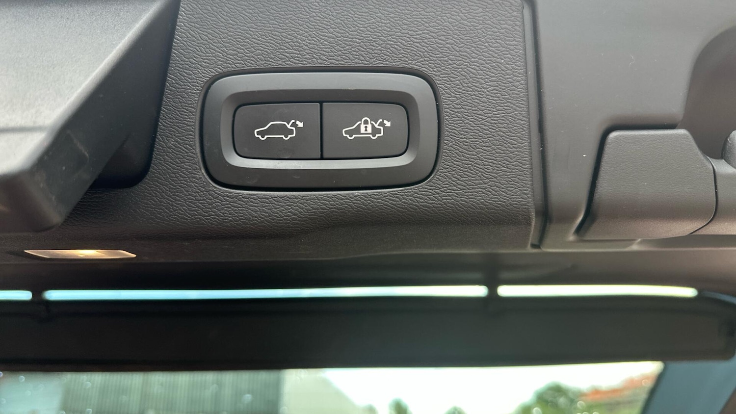 Used Volvo XC60 2022 for sale - 76306714: Photo 30