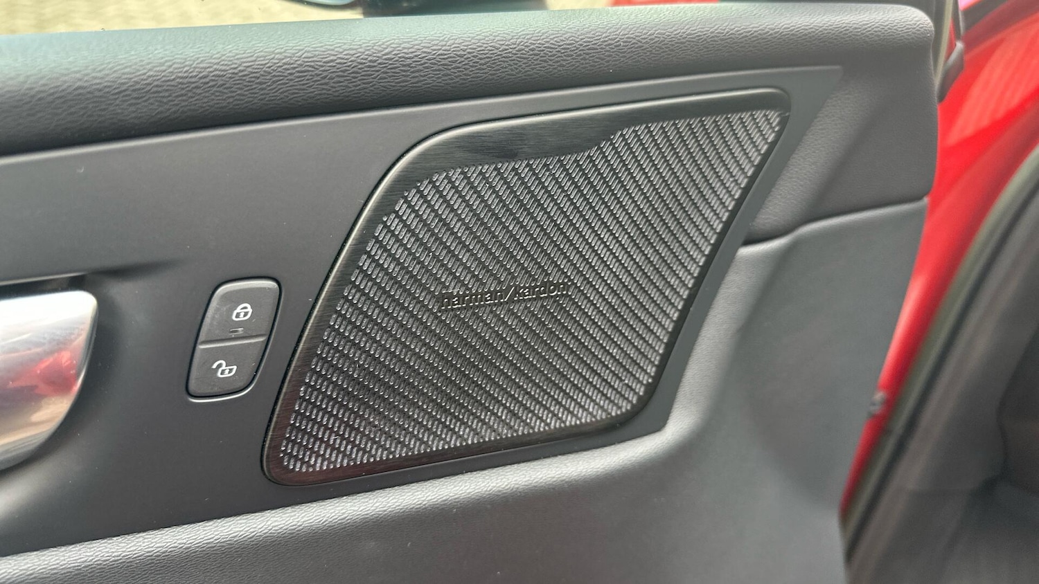 Used Volvo XC60 2022 for sale - 76306714: Photo 37