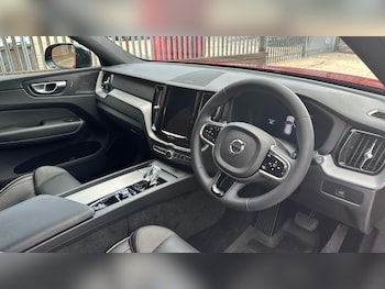 Used Volvo XC60 2022 for sale - 76306714: Photo