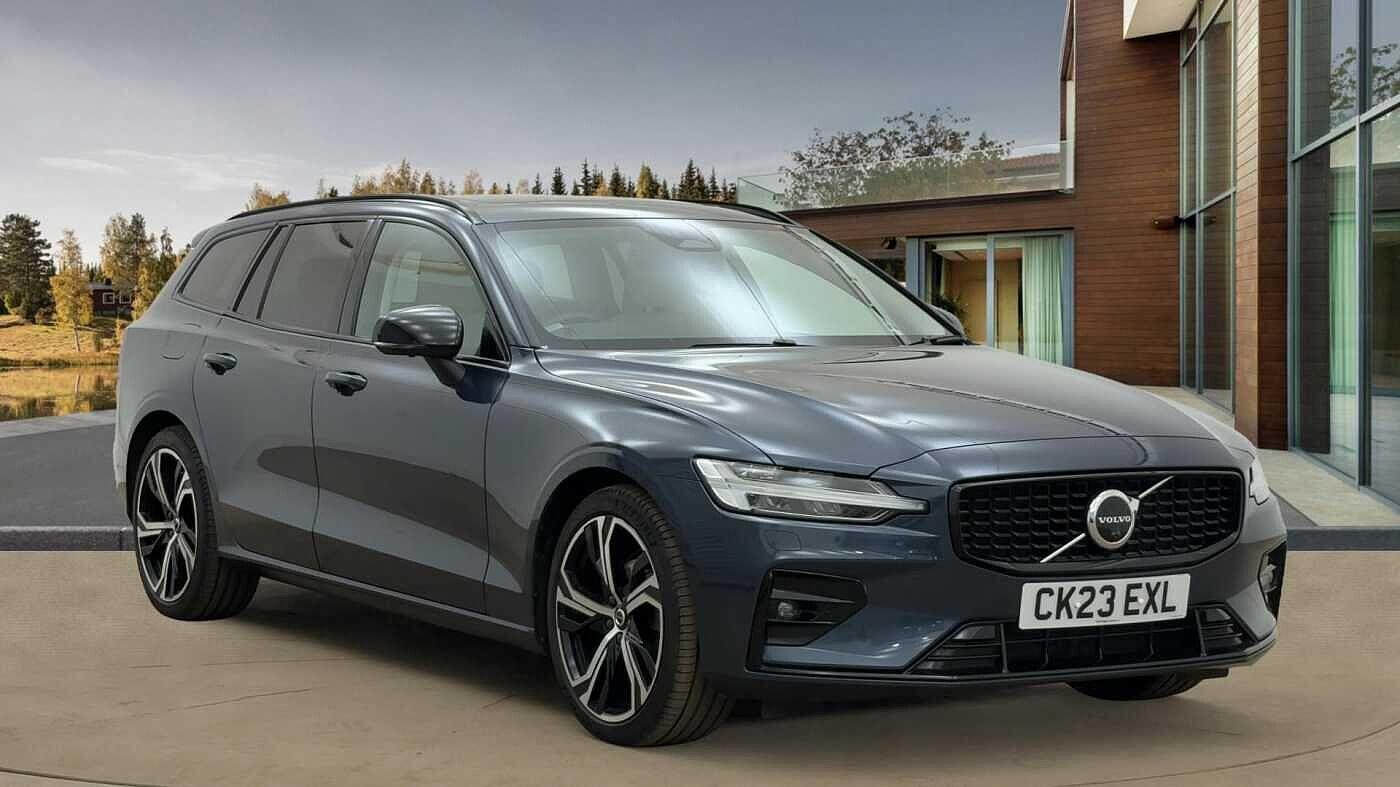 Used Volvo V60 2023 for sale - 76584509: Photo 1
