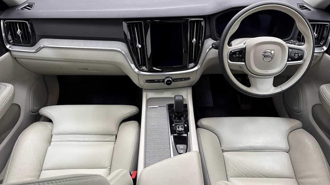 Used Volvo V60 2023 for sale - 76584509: Photo 10