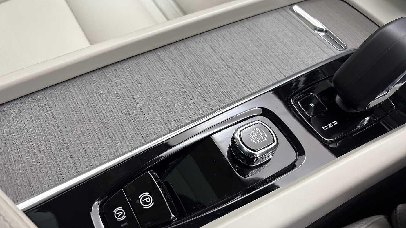 Used Volvo V60 2023 for sale - 76584509: Photo 32