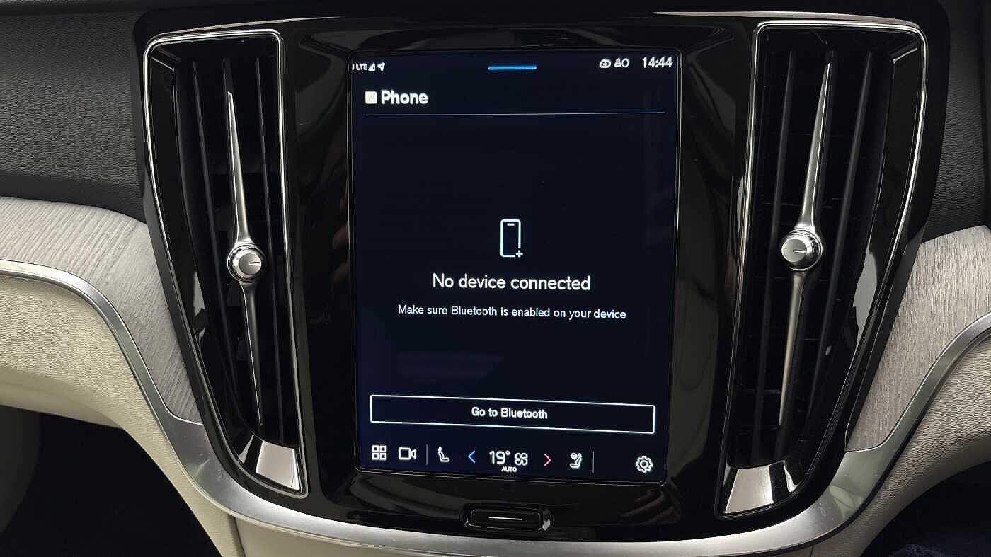 Used Volvo V60 2023 for sale - 76584509: Photo 38