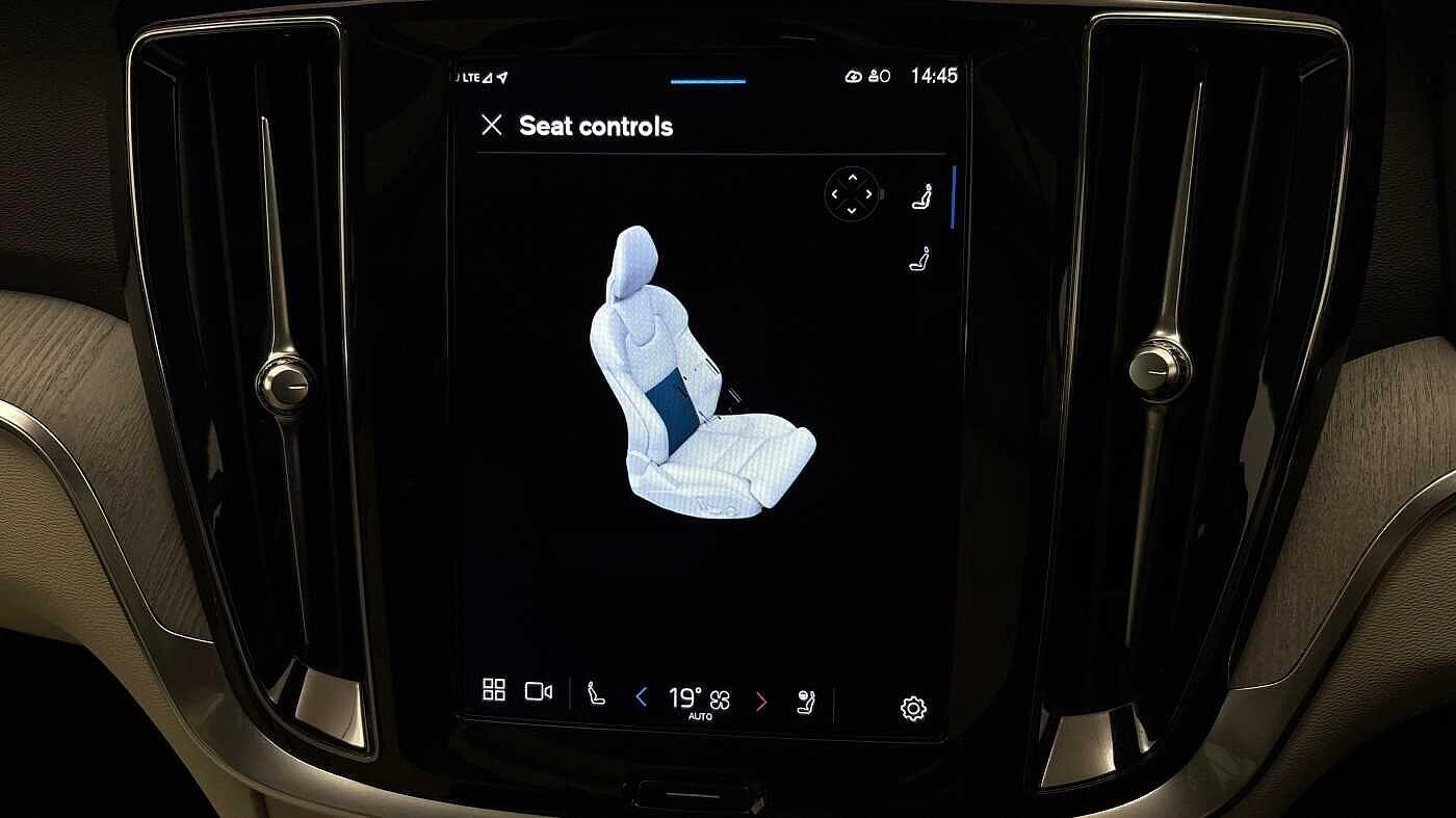 Used Volvo V60 2023 for sale - 76584509: Photo 42