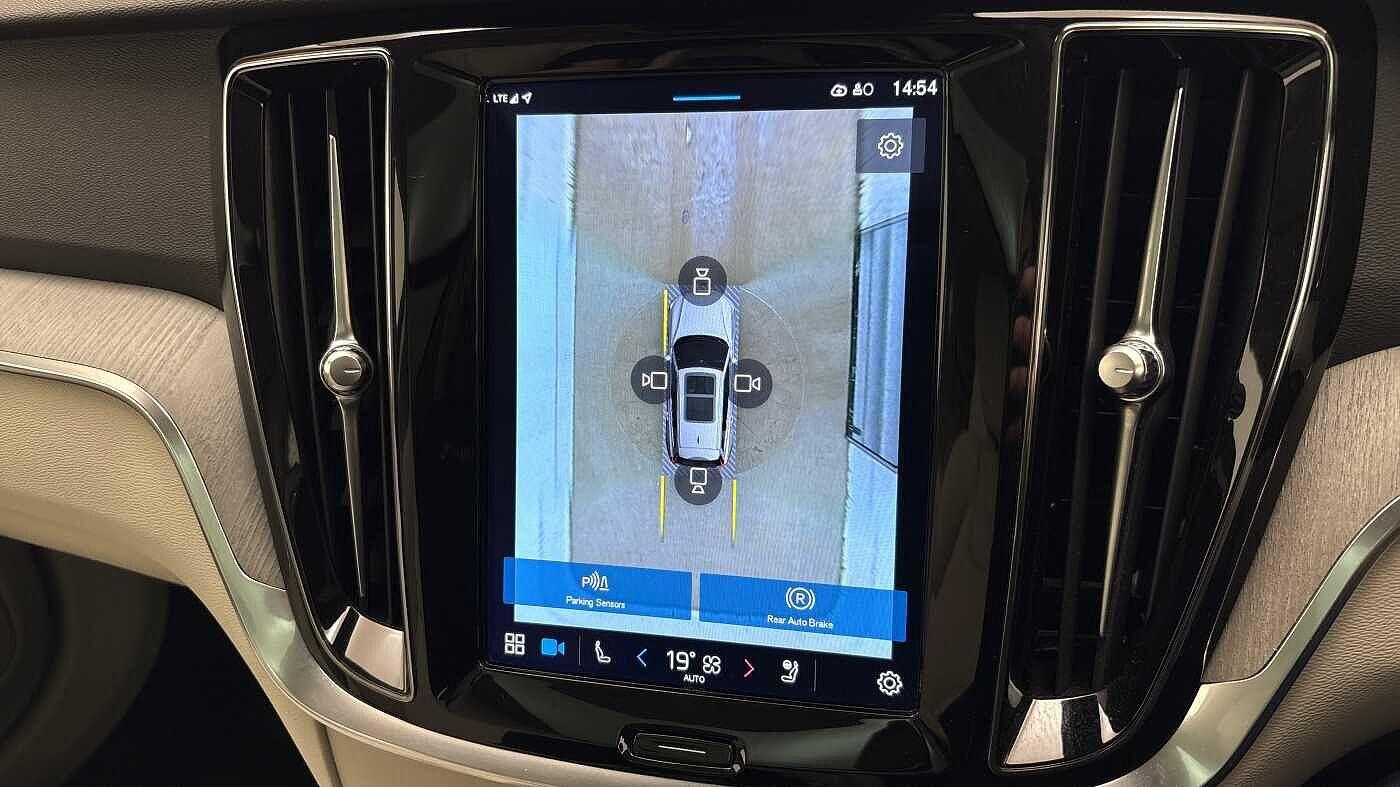 Used Volvo V60 2023 for sale - 76584509: Photo 43