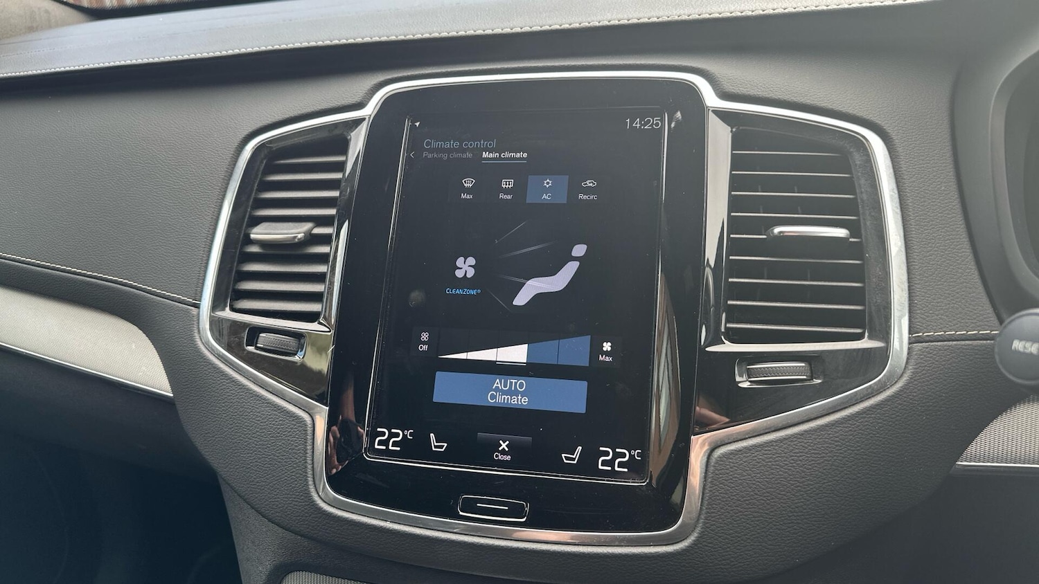 Used Volvo XC90 2021 for sale - 76306952: Photo 47